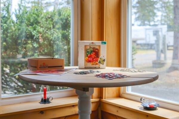 Puzzle Table