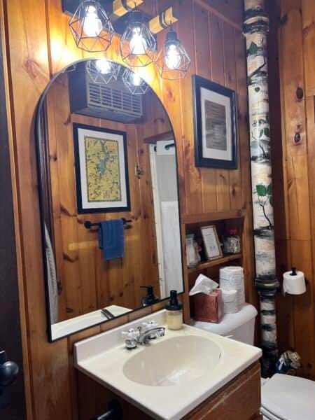 lodge Bathroom 1 vanity